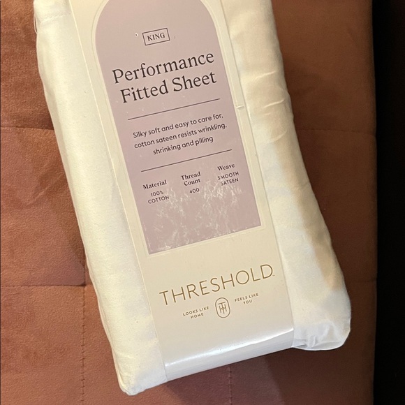 Threshold~Performance Fitted Sheet~ 1 fitted sheet~king~white~nwt 100% cotton - Picture 10 of 11